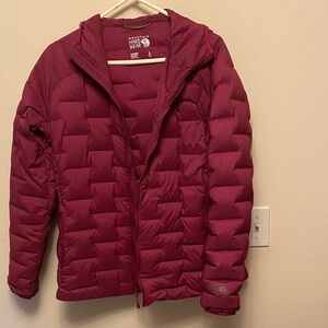 Mountain Hardwear Women's Puffer Ski Jacket in Deep Berry